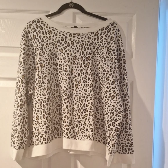 Talbots Black and White Animal Print Top - Picture 1 of 6